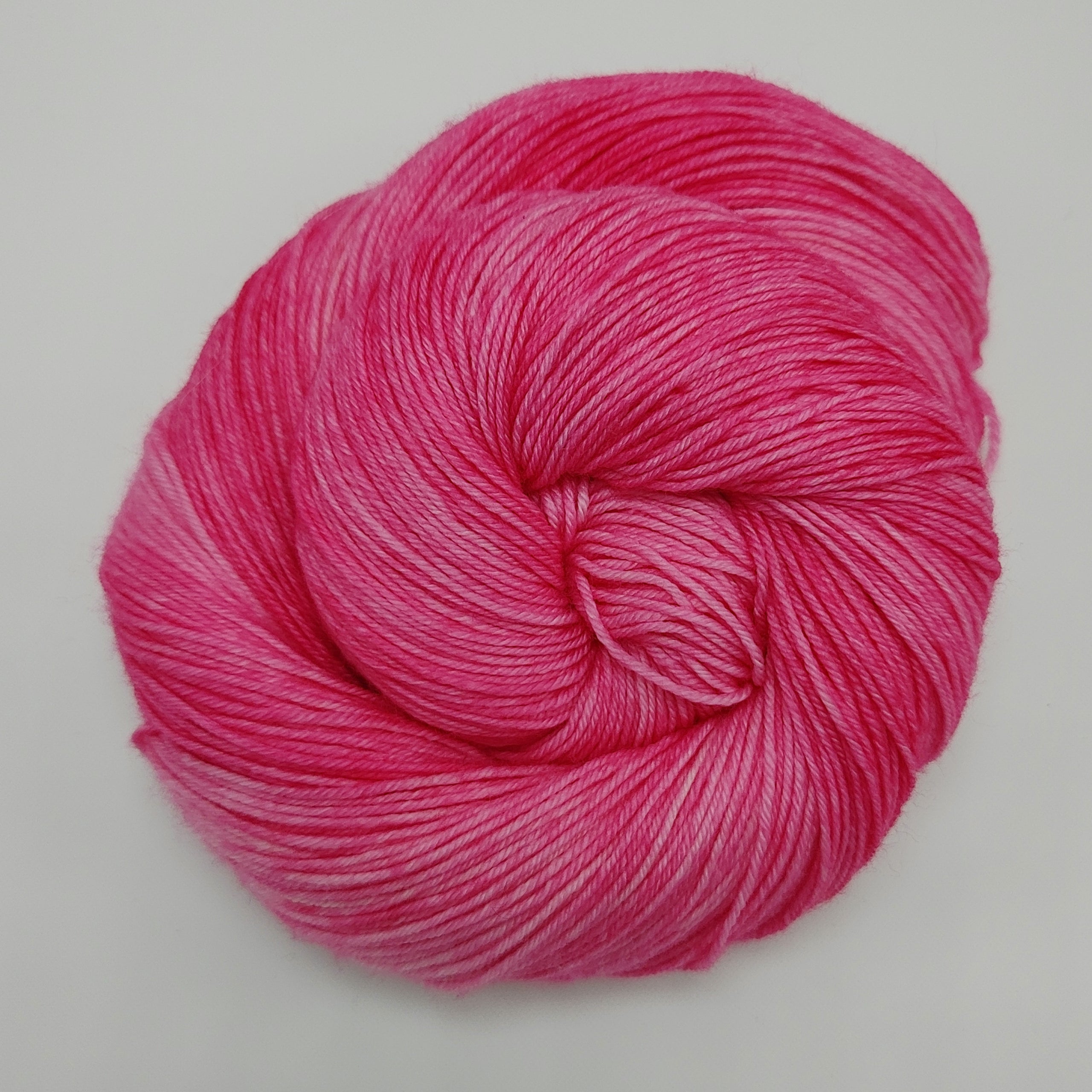 Hot Pink - 85% Superwash Extra Fine Merino Wool 15% Nylon - Fingering  Weight Sock Yarn - Toasty Extra Fine - Indie Dyed Yarn - Hand Dyed Yarns  for Knitting Crochet Weaving